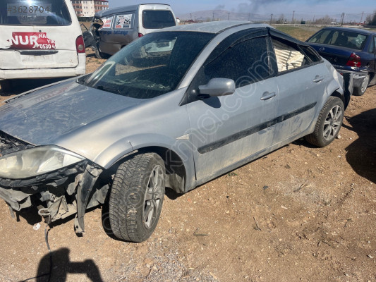 Renoult megan 2. Sol ön kapı