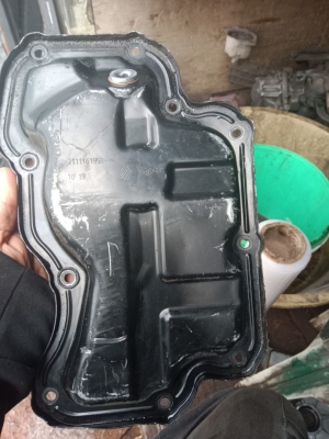 Renault Clio symbol 0.9 motor Kartel kod 111116195R