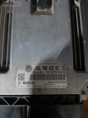 03L 906 022 MC-0281015756 EDCA7CP14 VW PASSAT MOTOR BEYNİ