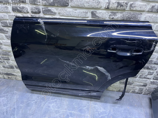 Audi Q8 sol arka kapı orjinal çıkma kapı