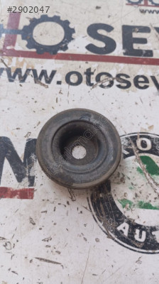 Toyota Yaris 2012 ön amortisör üst pulu