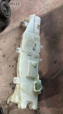 2009 DODGE NITRO ÇIKMA ORJINAL CAM SİLECEK SU DEPOSU