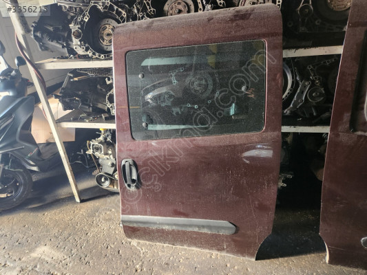 FİAT DOBLO ORJİNAL ÇIKMA KOMPLE SOL SÜRGÜLÜ KAPI