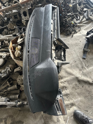Passat B8 Orijinal göğüs