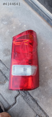 MERCEDES VİTO W447 ÇIKMA ORJİNAL SAĞ STOP TEMİZ