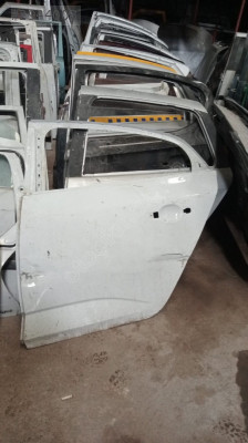 renault megane 4 sol arka kapı