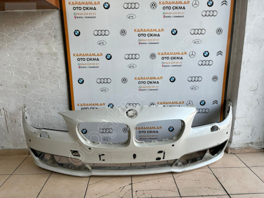 BMW 5 SERİSİ F10 ÖN TAMPON ORJİNAL SEDEF BEYAZ