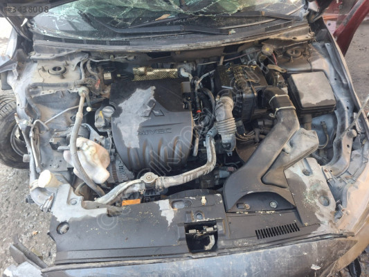 MITSUBISHI LANCER 2009 HAVA FİLTRE KUTUSU VE BORUSU
