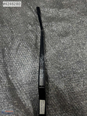 AUDİ Q7 SOL SİLECEK KOLU ORİJİNAL 2016-2024