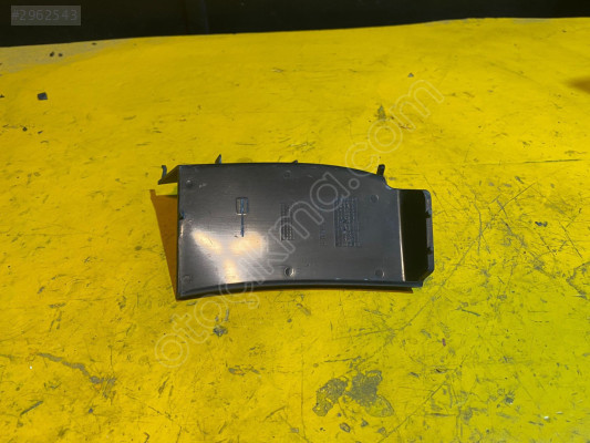 Clio 5 Stop Yan Kaplama Sag Çıkma Orjinal 178720R