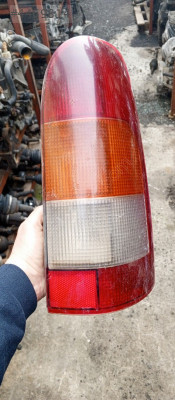 Nissan Vanette sağ arka stop