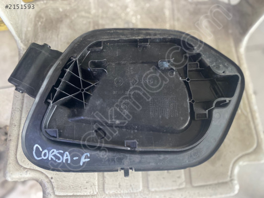 OPEL CORSA F İÇ DEPO KAPAĞI ÇIKMA 39167574 CANCAN OPEL