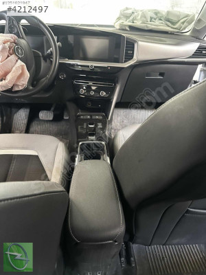 OPEL MOKKA B ELEGANCE 2023 ORTA KONSOL KOMPLE GM