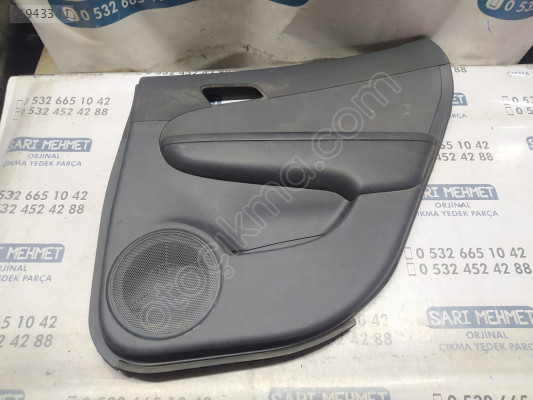 ÇIKMA HYUNDAİ İ30 SAĞ ARKA KAPI DÖŞEMESİ D-439