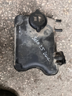 Citroen saxo 1.5 yedek su deposu