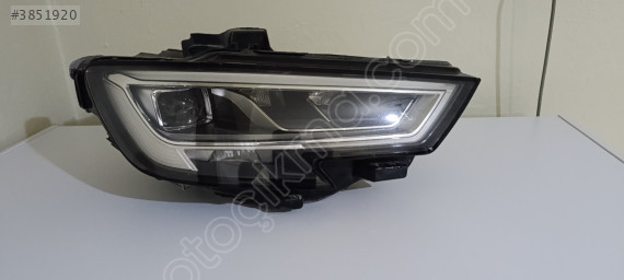 Audi A3 Matrix hatasız sağ far