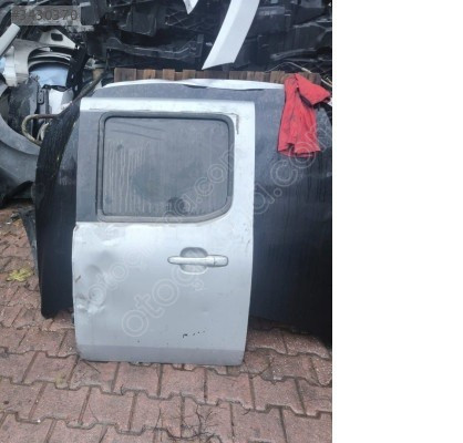 Toyota hılux sol arka kapı 2008 -2015 model