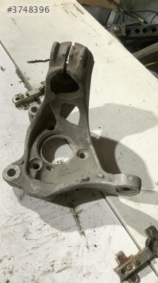 VW Passat B8 Sağ Ön Taşıyıcı - 5Q0407258C Oto Çıkma Parç