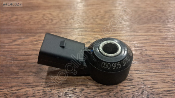 Audi A4 Vuruntu Sensörü 030905377D