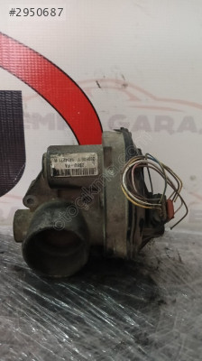 2806061 Ford Focus 2 Gaz Kelebeği