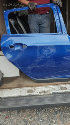 PEUGEOT 2008 SAĞ ARKA KAPI ORİJİNAL ÇIKMA PEJO