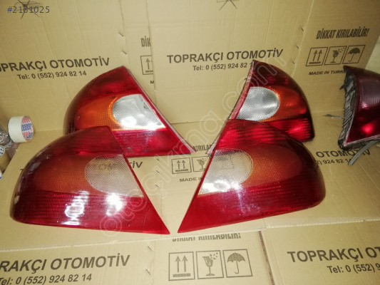 Çıkma FORD MONDEO MK2 97_2001 HEACBECK STOP CAMLARI