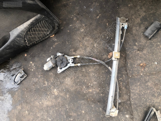 CITROEN SAXO SOL ÖN CAM KIRKOSU