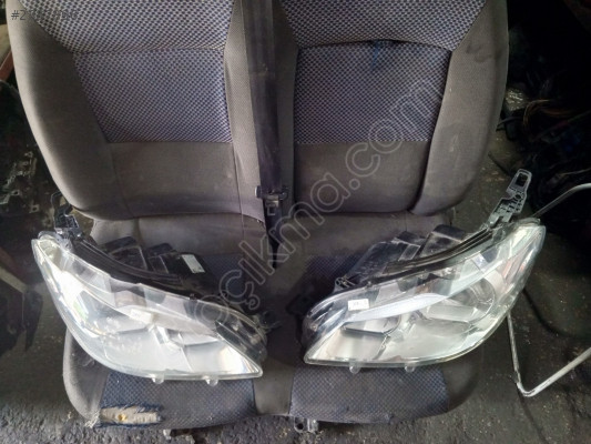 Peugeot 301 takim far