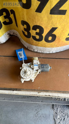 BMW SERİE 7 F01 SOL ÖN CAM MOTORU