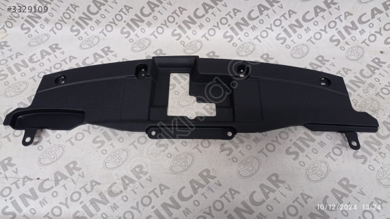 TOYOTA HİLUX 2015 2024 ÖN PANEL ÜST BAKALİTİ 53117-0K120