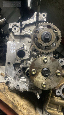 Toyota Corolla 1.6 Vvt silindir kapağı 3zz çıkma