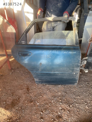 MAZDA 626 SAĞ ARKA KAPI