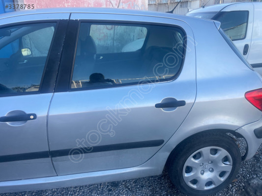 Peugeot 307 sol arka kapı gri hatasız