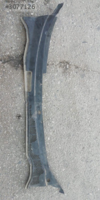 1997 volkswagen polo cam önü ızgarası çıkma