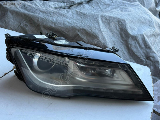 ÇIKMA AUDİ A7 SAĞ ÖN FAR 2011 2014 OEM 4G8941044 2 BEYİNLİ