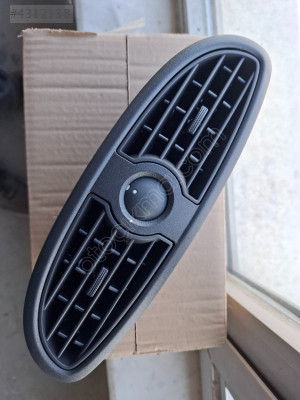 Clio 3 göğüs orta difizör 7701208584