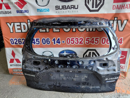 suzuki sx4 s-cross bagaj kapağı