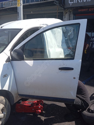 DACIA DOKKER SOL ÖN KAPI MERT OTO