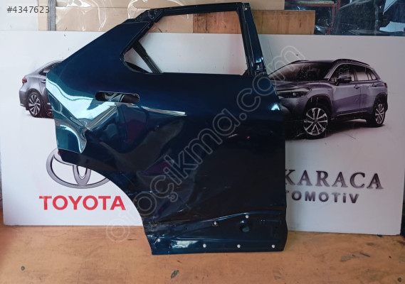 2024-2025 TOYOTA C-HR ÇIKMA ORİJİNAL SAĞ ARKA KAPI