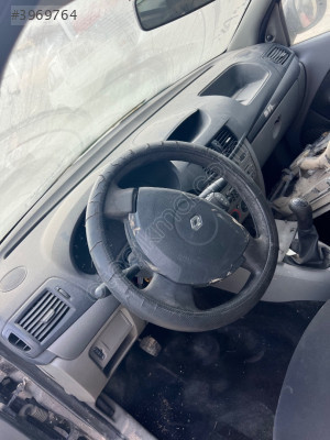 Renault clıo thalia kasa çıkma ön göğüs