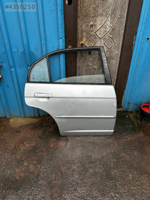 2004 Honda civic Vtec sağ arka kapı dolu