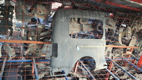 VW CADDY MAXİ  UZUN ŞASE SAĞ ARKA CAMURLUK