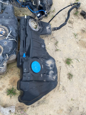 BMW F30 YAKIT DEPOSU