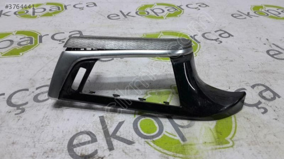 BMW 5 2019 2023 G30 SOL ÖN KLIMA IZGARA TRIMI KAPLAMASI 8070619