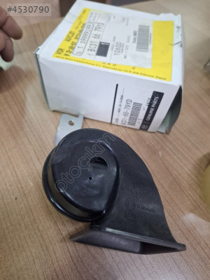 Mazda 3 korna orjinal sıfır BCD1-66-79YD