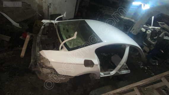 VOLKSWAGEN PASSSAT B8 KUPA