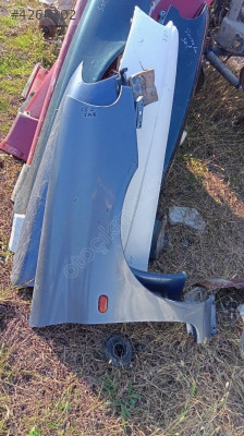 Renault Clio 2 hb faz1 kasa sağ çamurluk