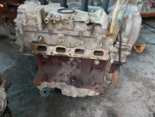 Renault clio 1.4 16 valf çıkma motor k4j