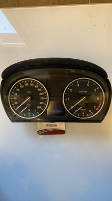2259442-12 BMW X1 E84 km saati 9316119
