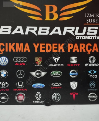 BMW 1 SERİSİ F20 5 SERİSİ F10 ÇEKİCİLİ YERLEŞTİRME HALI TUTUCU